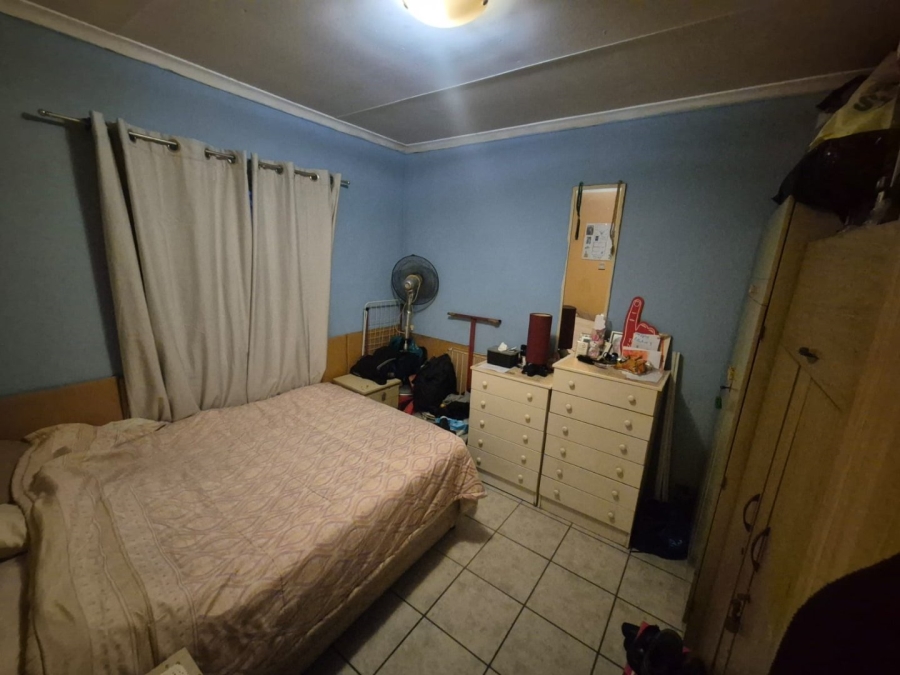 2 Bedroom Property for Sale in Pelican Park Western Cape